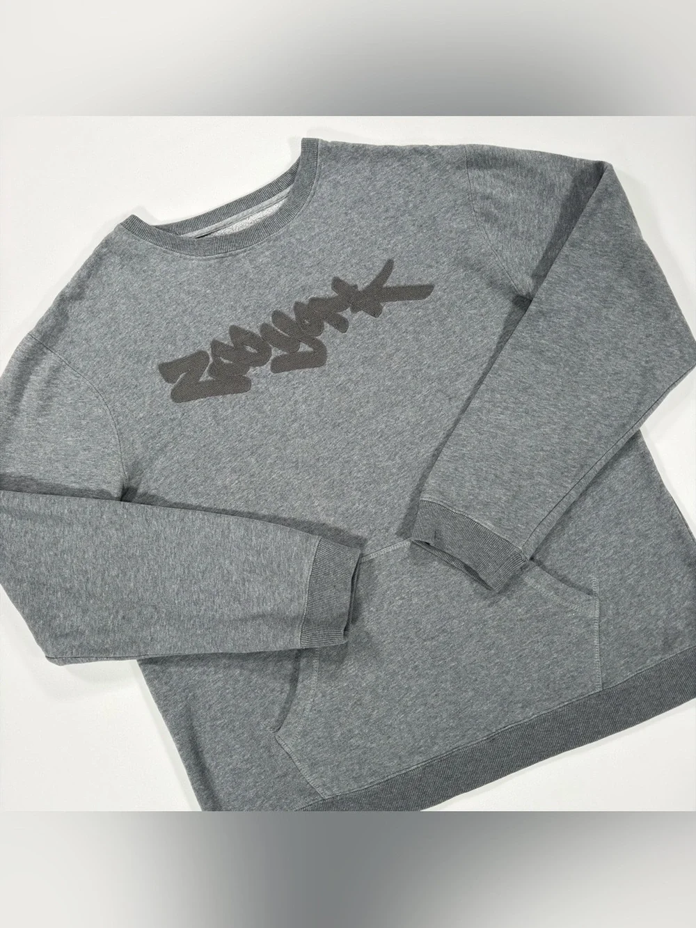 Zoo York Mens Sweatshirt XL Gray Crewneck Kangaroo Pocket Graffiti Logo Skate